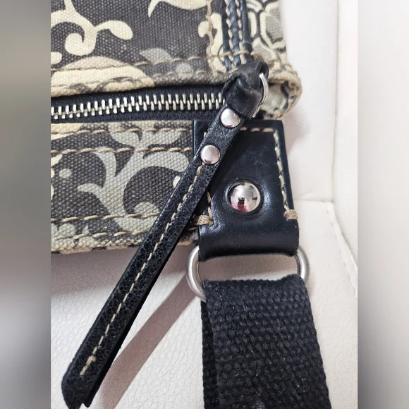 Fossil Black and Cream Crossbody Bag - Picture 2 of 9